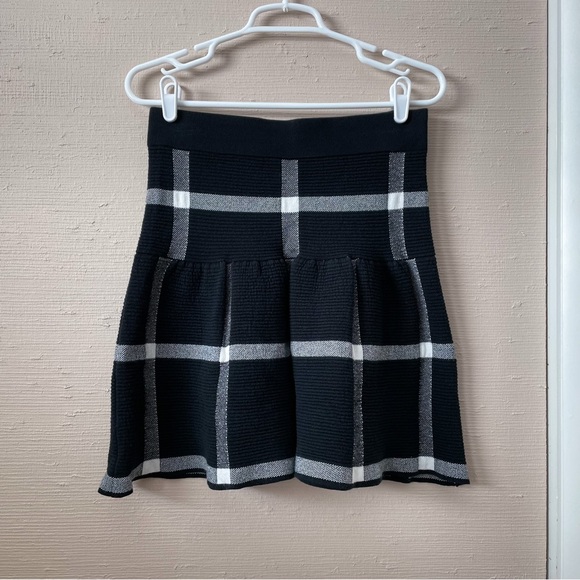 ELLE Checked Drop-Waist Sweater Skirt - Picture 3 of 4